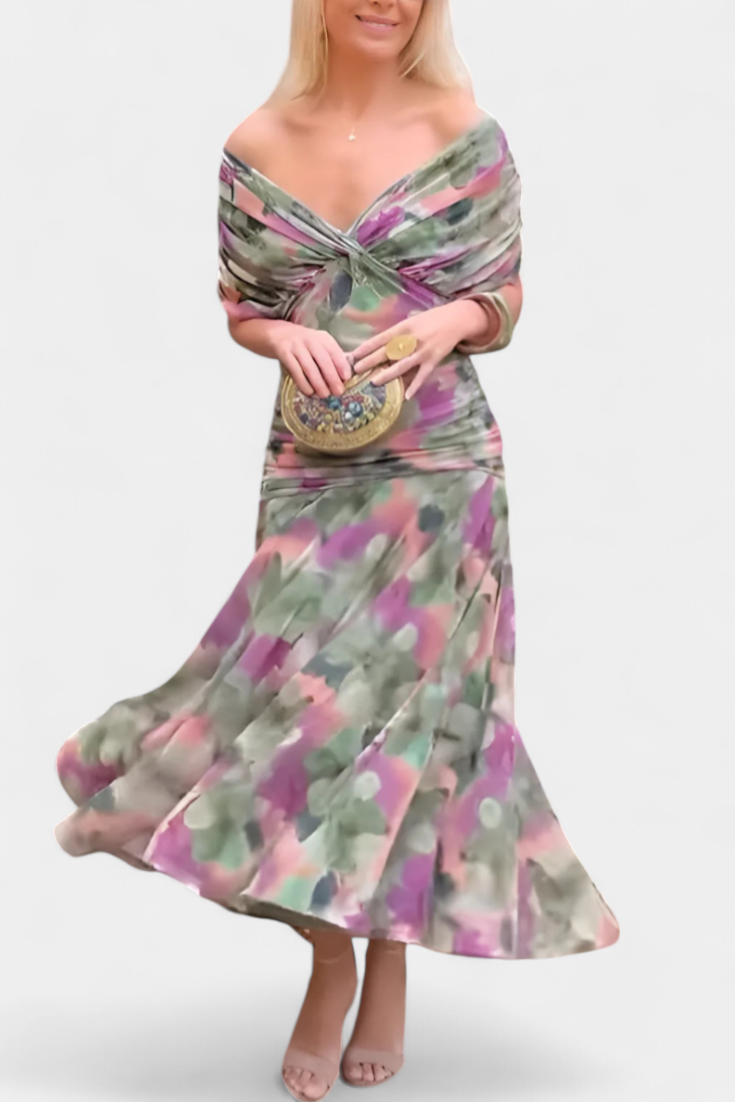 Selva Nocturna — Vestido Largo con Estampado Floral y Escote en V