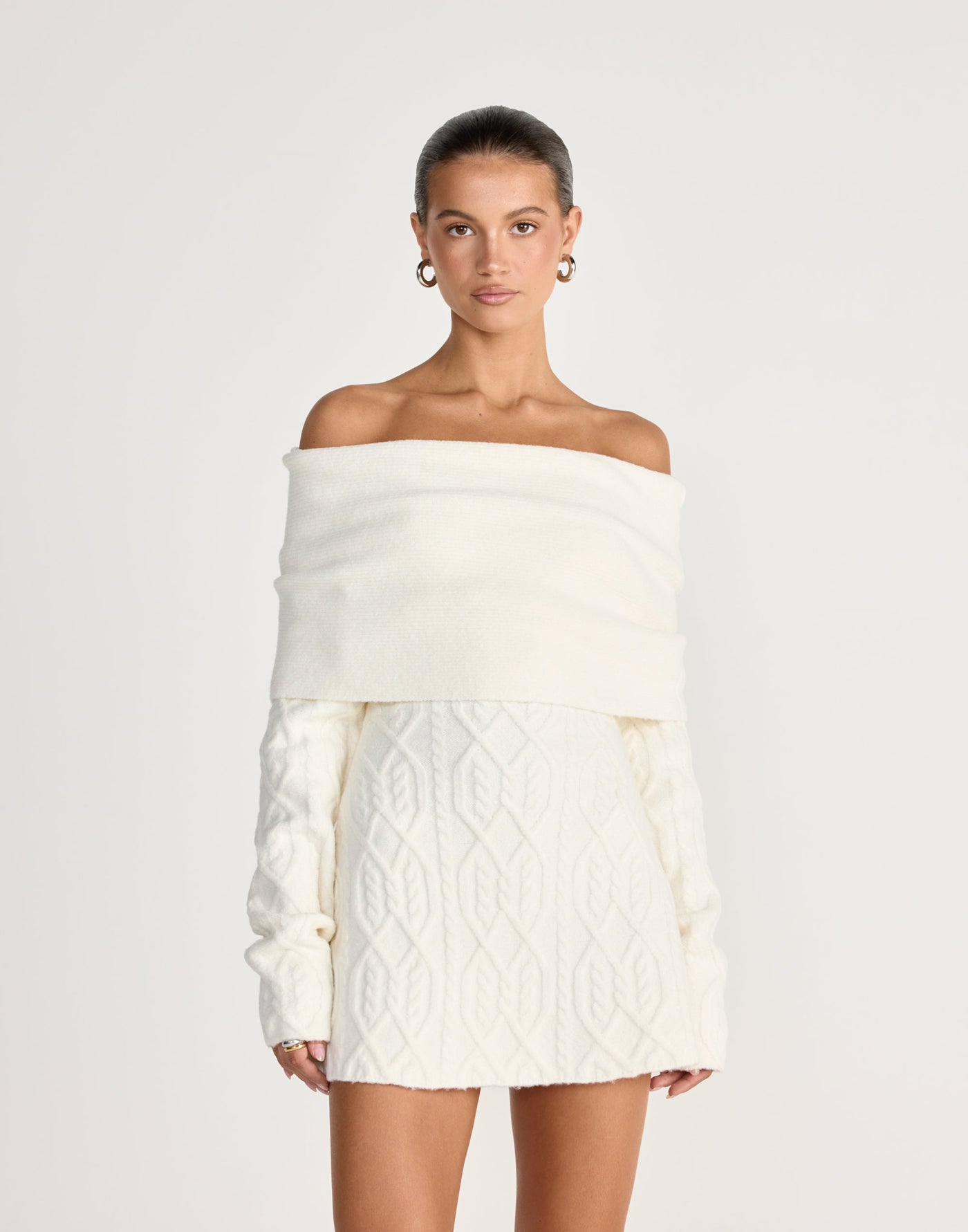 Clara | Vestido mini de manga larga (blanco roto)
