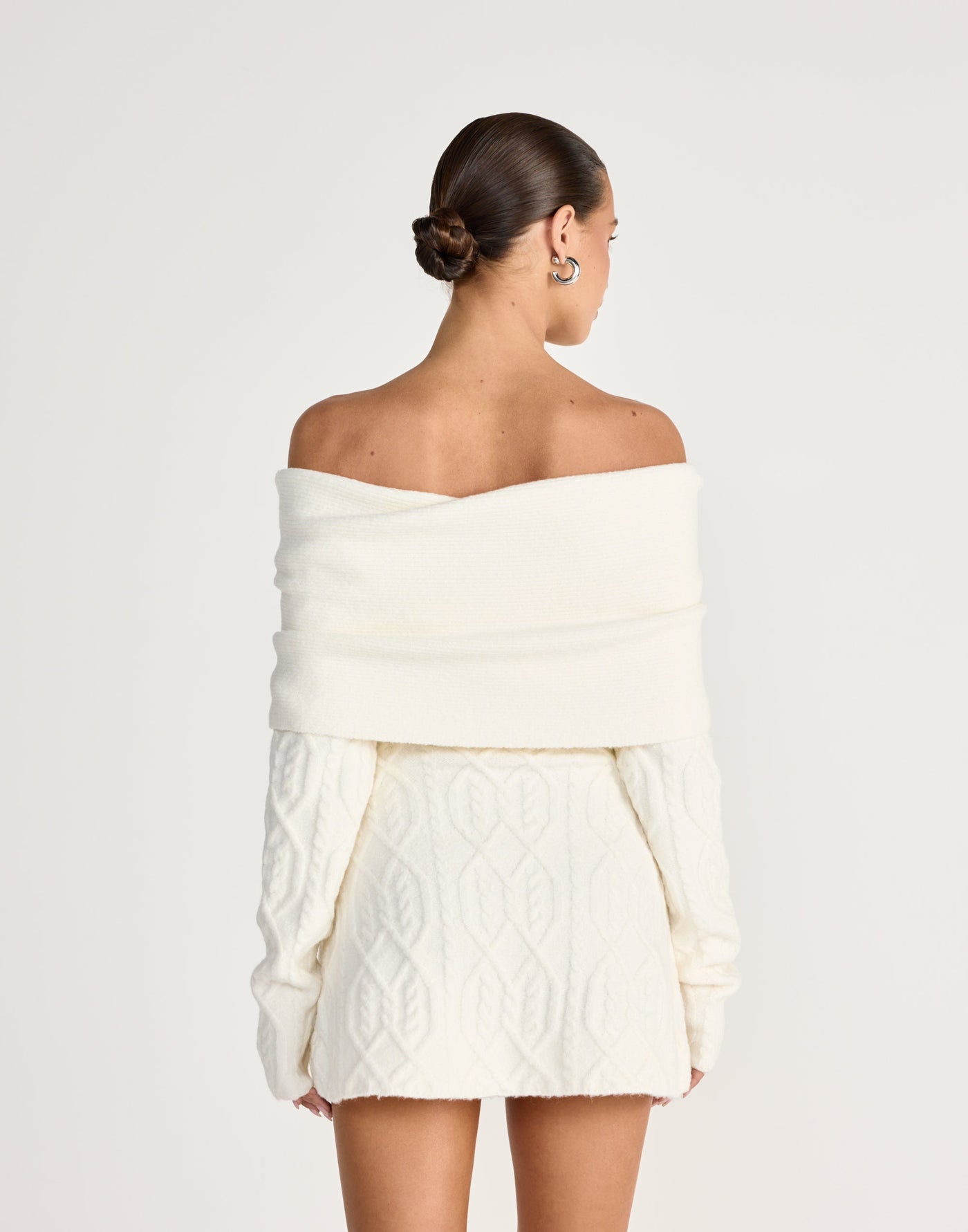 Clara | Vestido mini de manga larga (blanco roto)