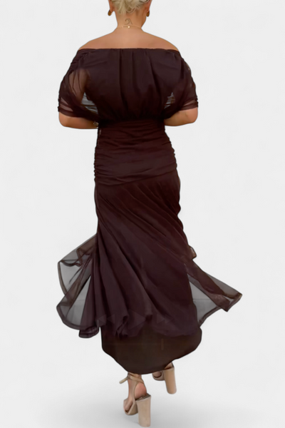 Selva Nocturna — Vestido Largo con Estampado Floral y Escote en V