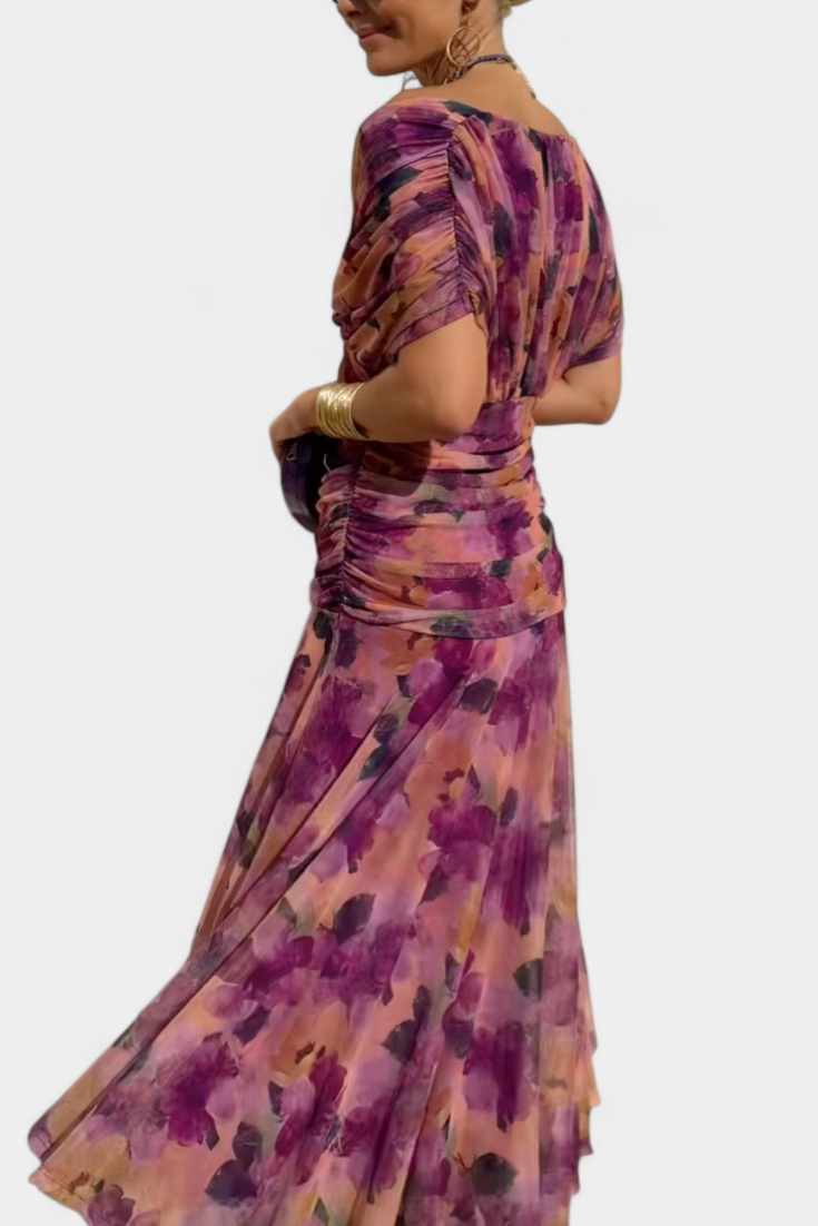 Selva Nocturna — Vestido Largo con Estampado Floral y Escote en V