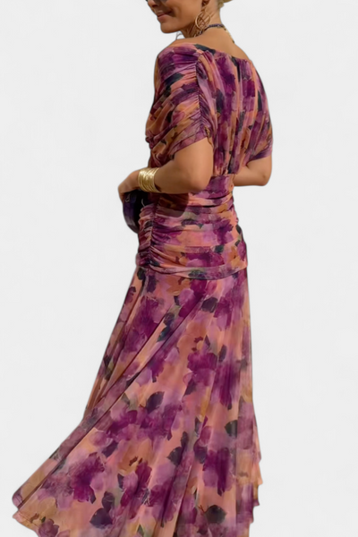 Selva Nocturna — Vestido Largo con Estampado Floral y Escote en V