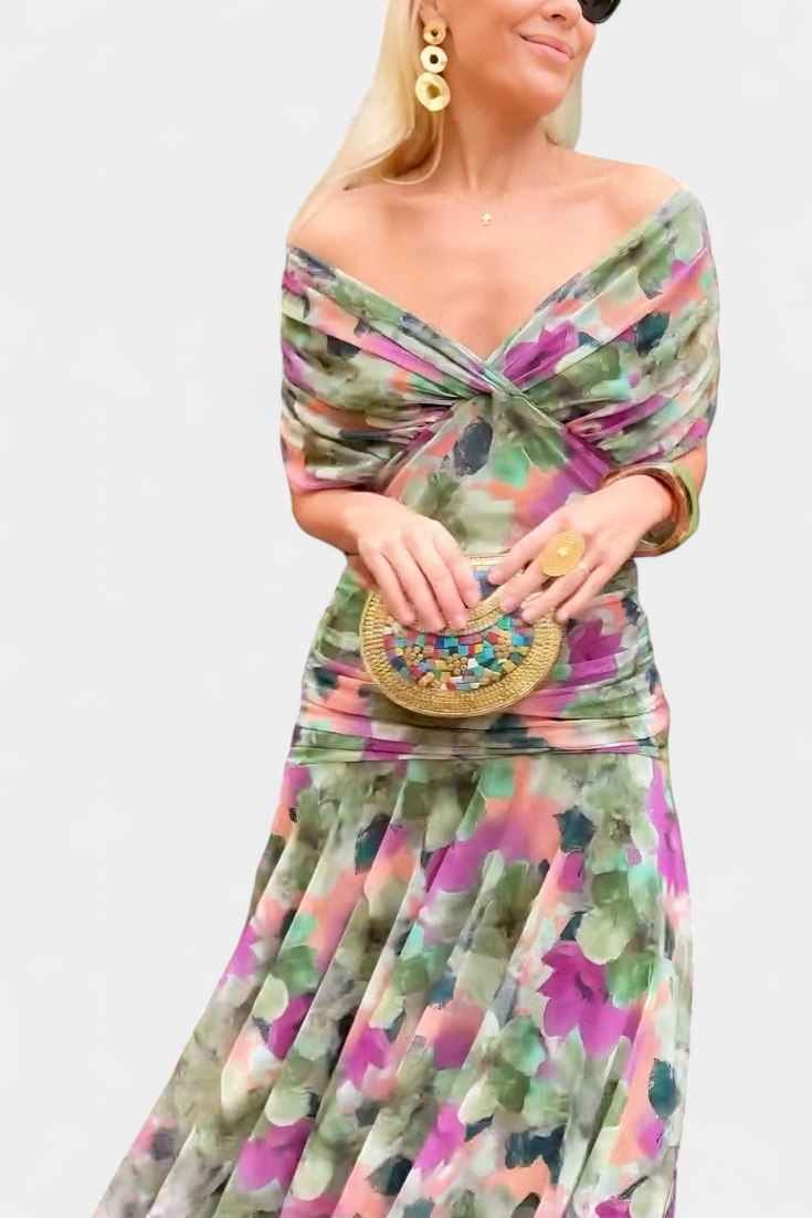 Selva Nocturna — Vestido Largo con Estampado Floral y Escote en V