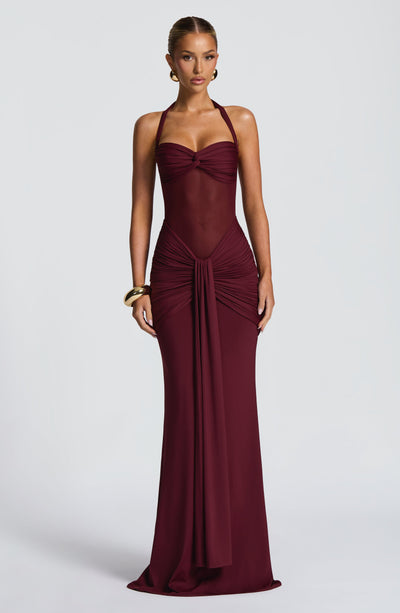 Vestido Selvara — Presencia ardiente en cada mirada