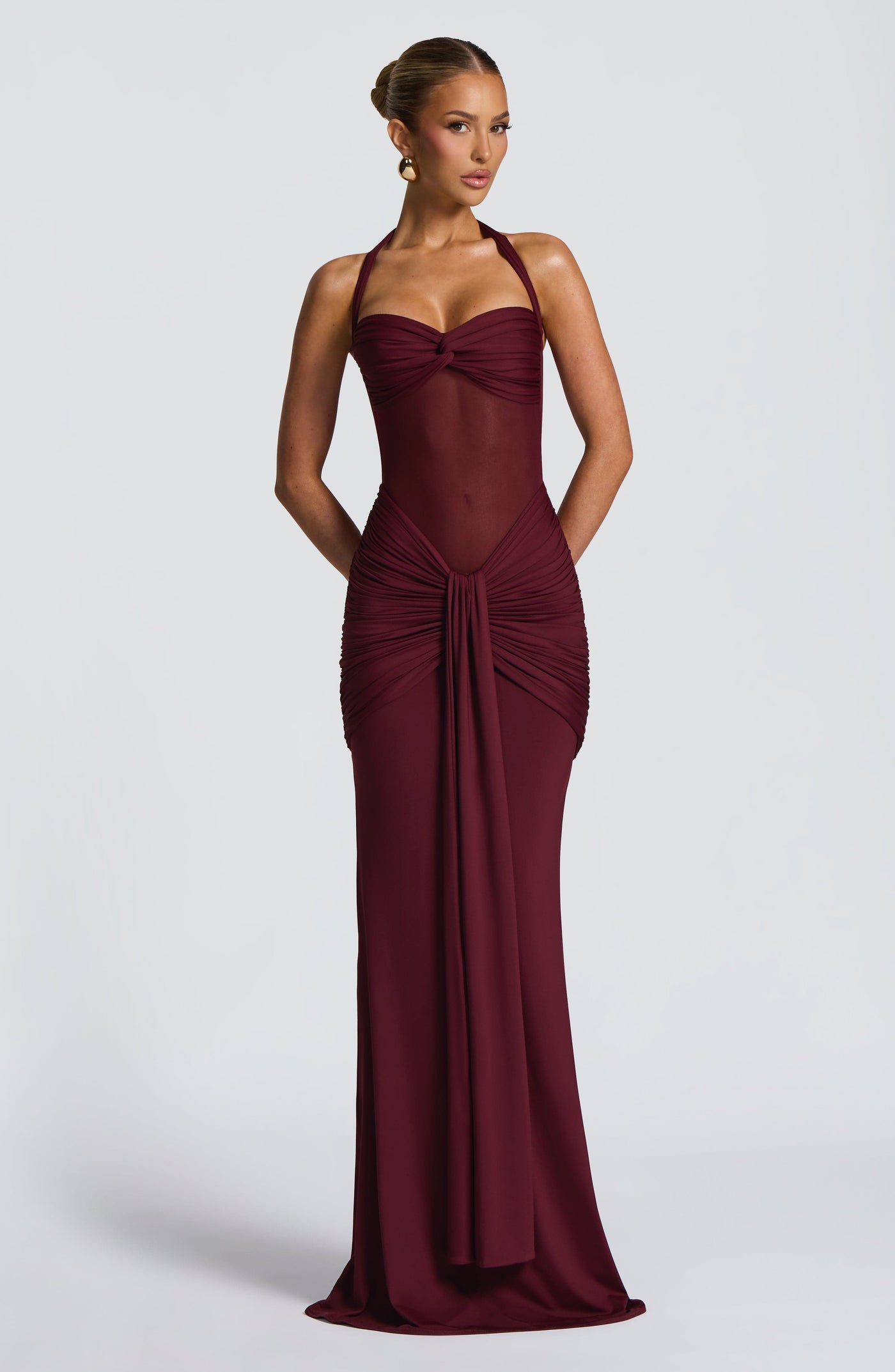 Vestido Selvara — Presencia ardiente en cada mirada