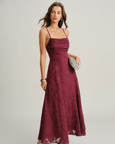 Vestido Vireya — Elegancia escarlata en cada paso